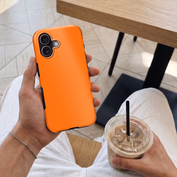 Spiced - Pumpkin - Oranje Toughcase MagSafe Apple iPhone 17 klein 1017 -Sfeer1M