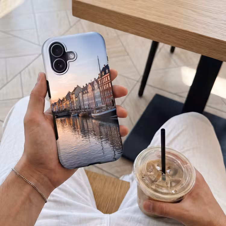 Stad - Gracht - Zonsondergang - Klassiek - Kleurrijk Toughcase MagSafe Apple iPhone 17 klein -Sfeer1M