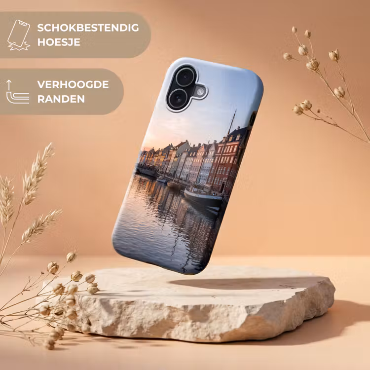 Stad - Gracht - Zonsondergang - Klassiek - Kleurrijk Toughcase MagSafe Apple iPhone 17 klein -USP_RandenV_NL