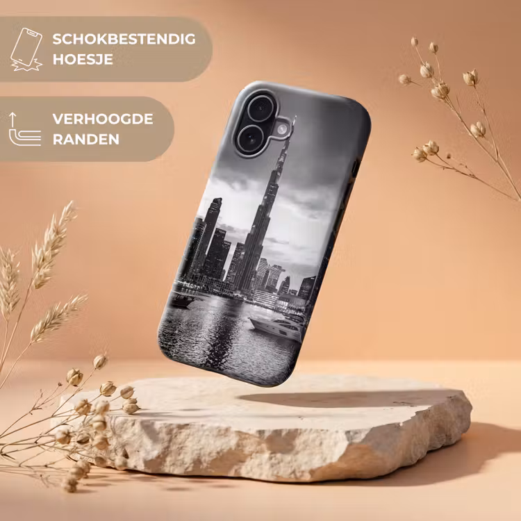 Stad - Skyline - Architectuur - Avond - Zwart-wit Toughcase MagSafe Apple iPhone 17 klein -USP_RandenV_NL
