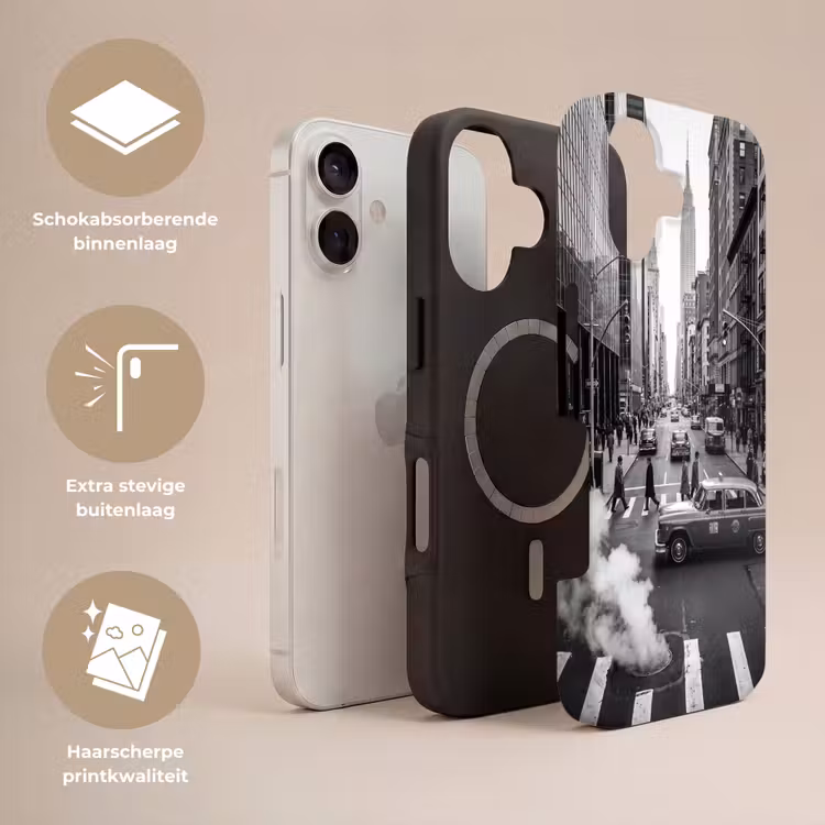 Stad - Straat - Gebouwen - Verkeer - Zwart-wit Toughcase MagSafe Apple iPhone 17 klein -USP_Lagen_NL