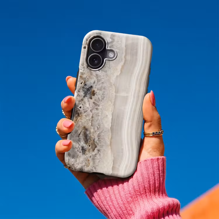 Steen - Textuur - Abstract - Beige - Wit Toughcase MagSafe Apple iPhone 17 klein -Sfeer1V