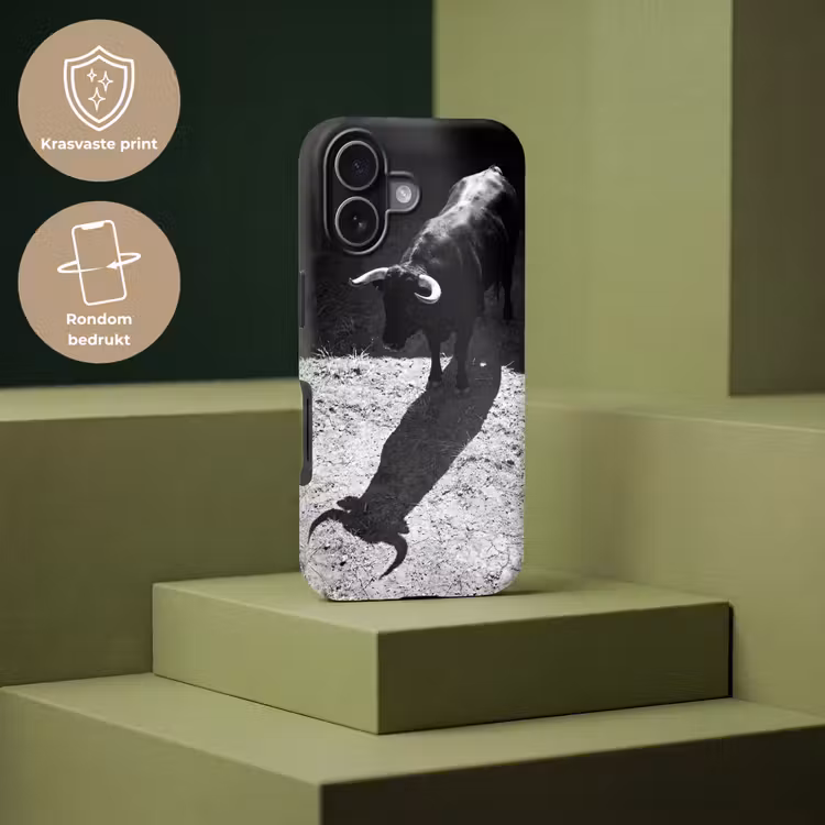 Stier - Schaduw - Dieren - Contrast - Zwart-wit Toughcase MagSafe Apple iPhone 17 klein -USP_PrintM_NL
