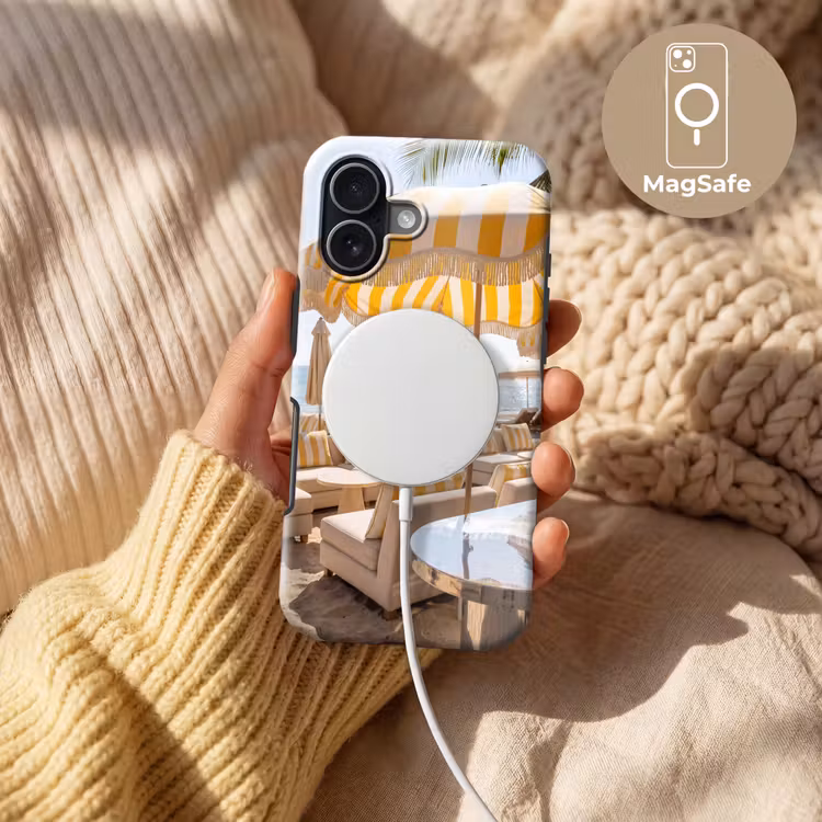Strand - Ligbedden - Vakantie - Modern - Geel Toughcase MagSafe Apple iPhone 17 klein -USP_MagsafeV