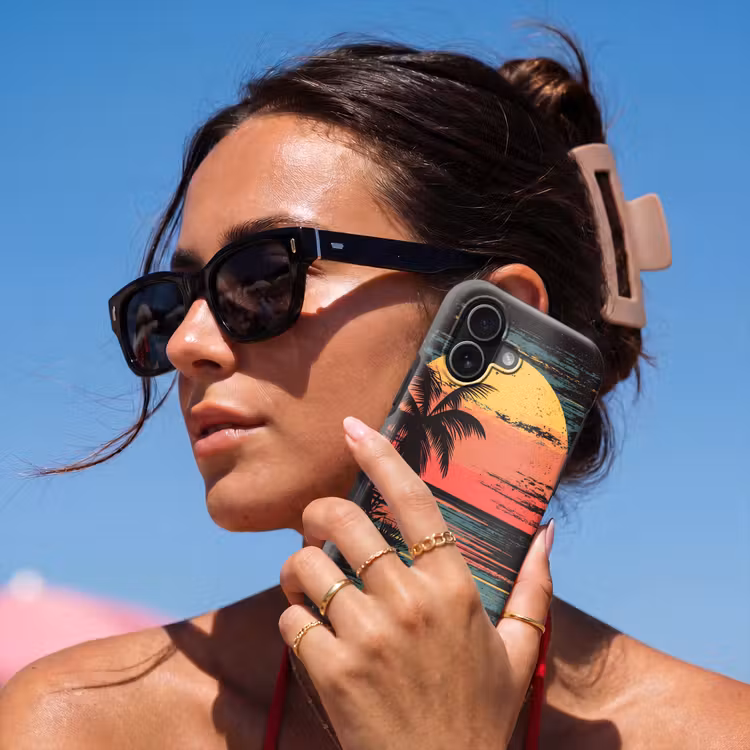 Strand - Minimalistisch - Zon - Oranje Toughcase MagSafe Apple iPhone 17 klein -Sfeer2V