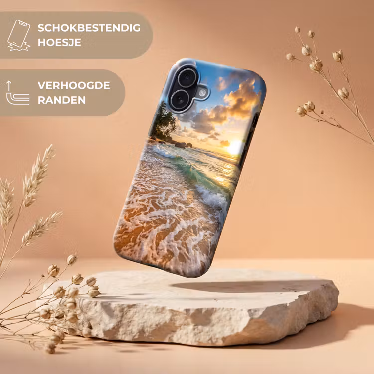 Strand - Zonsondergang - Golven - Natuur - Goud Toughcase MagSafe Apple iPhone 17 klein -USP_RandenV_NL