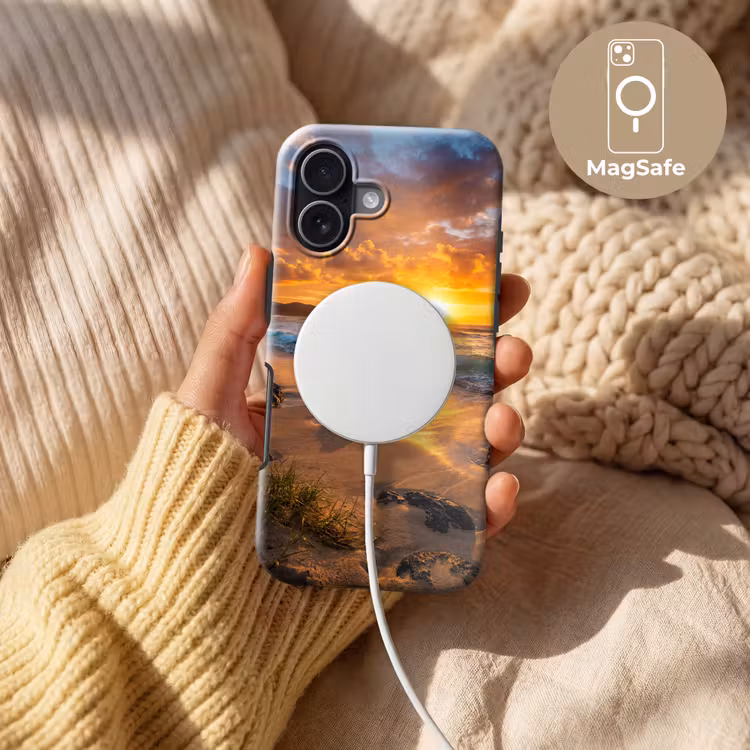 Strand - Zonsondergang - Golven - Natuur - Oranje Toughcase MagSafe Apple iPhone 17 klein -USP_MagsafeV