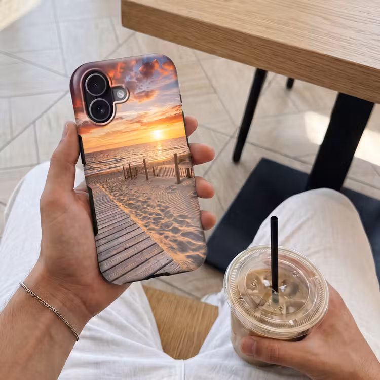 Strand - Zonsondergang - Zee - Natuur - Oranje Toughcase MagSafe Apple iPhone 17 klein -Sfeer1M