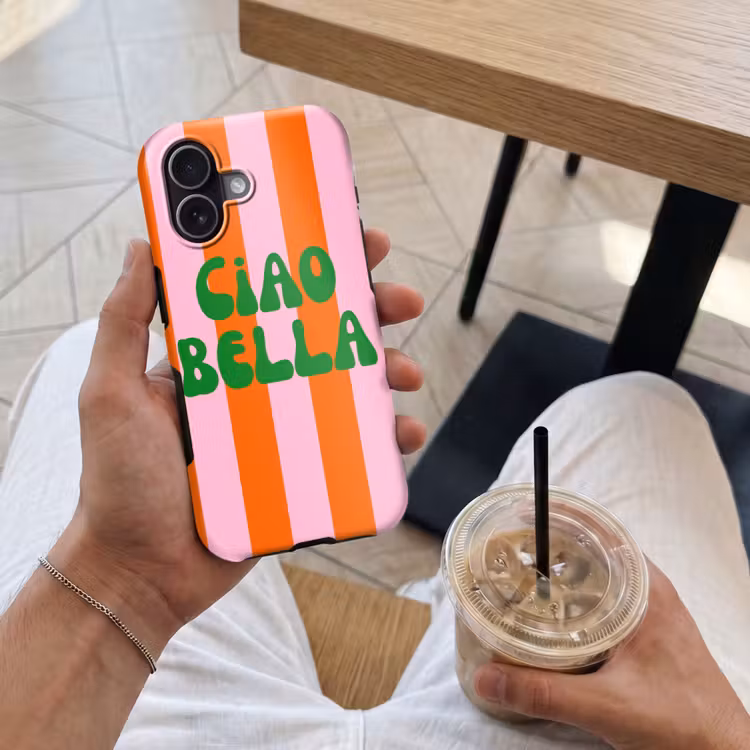 Strepen - Oranje - Verticaal - Ciao bella Toughcase MagSafe Apple iPhone 17 klein -Sfeer1M