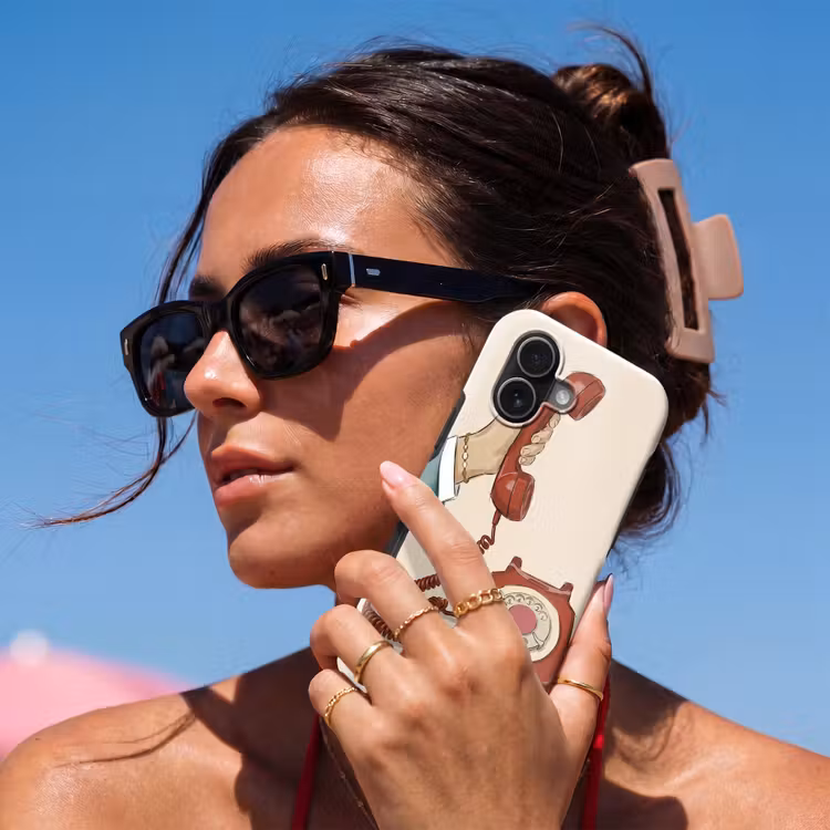 Telefoon - Hand - Vintage - Communicatie - Rood Toughcase MagSafe Apple iPhone 17 klein -Sfeer2V