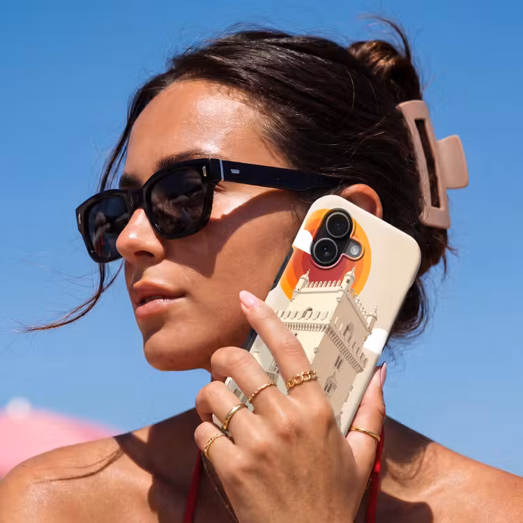 Toren - Rivier - Architectuur - Modern - Oranje Toughcase MagSafe Apple iPhone 17 klein -Sfeer2V