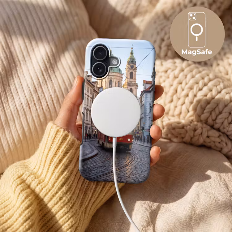 Tram - Straat - Stadsgezicht - Klassiek - Rood Toughcase MagSafe Apple iPhone 17 klein -USP_MagsafeV
