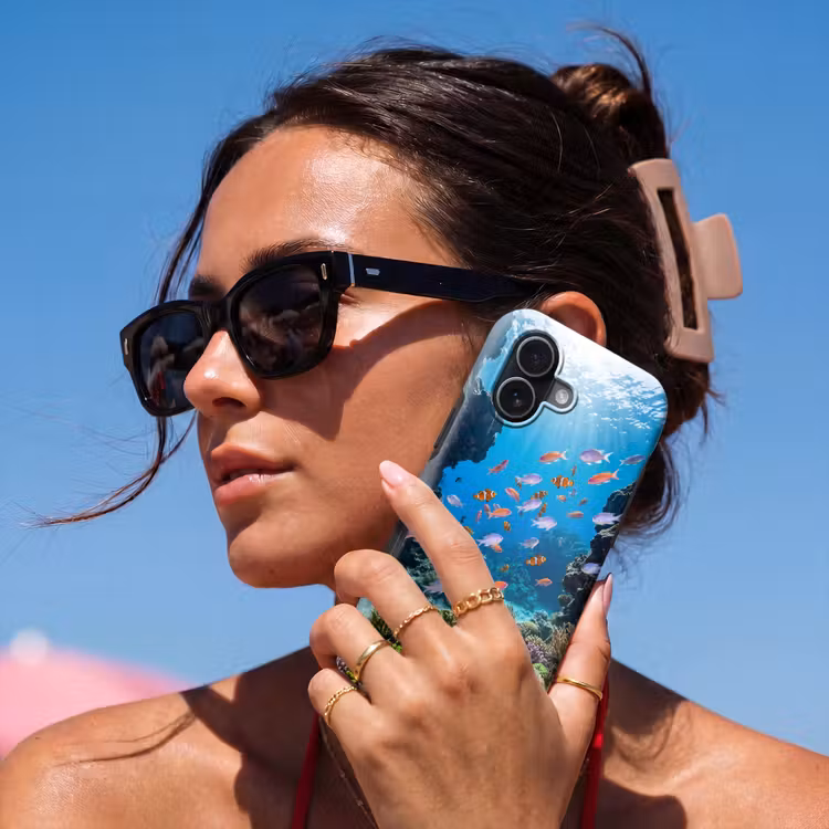 Vis - Koraalrif - Onderwater - Levendig - Blauw Toughcase MagSafe Apple iPhone 17 klein -Sfeer2V