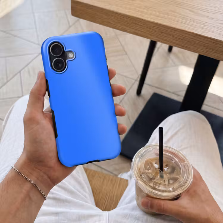 Vivid - Cobalt - Blauw Toughcase MagSafe Apple iPhone 17 klein 1017 -Sfeer1M