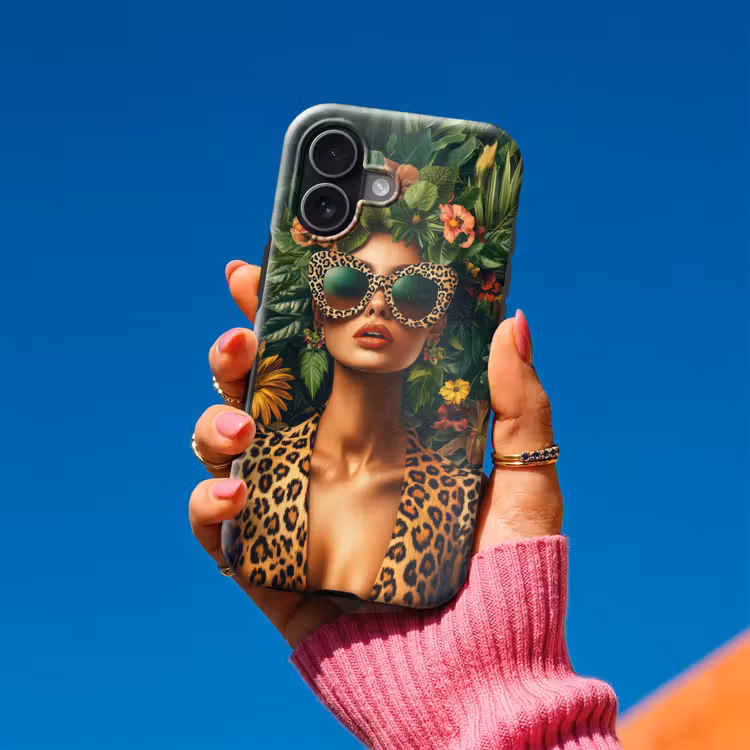 Vrouw - Panterprint - Jungle - Natuur - Luxe Toughcase MagSafe Apple iPhone 17 klein -Sfeer1V