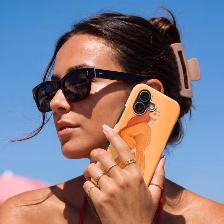 Vrouw - Profiel - Mensen - Modern - Oranje Toughcase MagSafe Apple iPhone 17 klein -Sfeer2V