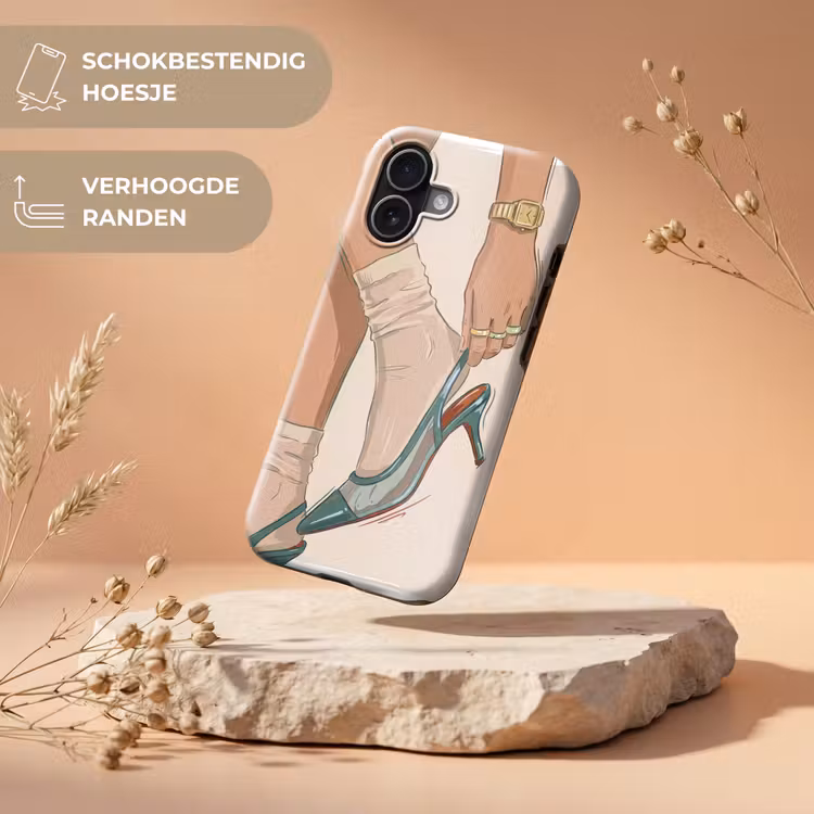 Vrouw - Schoen - Mode - Lifestyle - Groen Toughcase MagSafe Apple iPhone 17 klein -USP_RandenV_NL