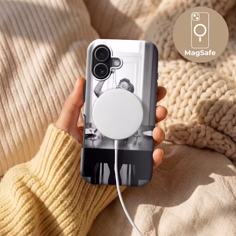 Vrouw - Spaghetti - Zwart - Wit Toughcase MagSafe Apple iPhone 17 klein -USP_MagsafeV