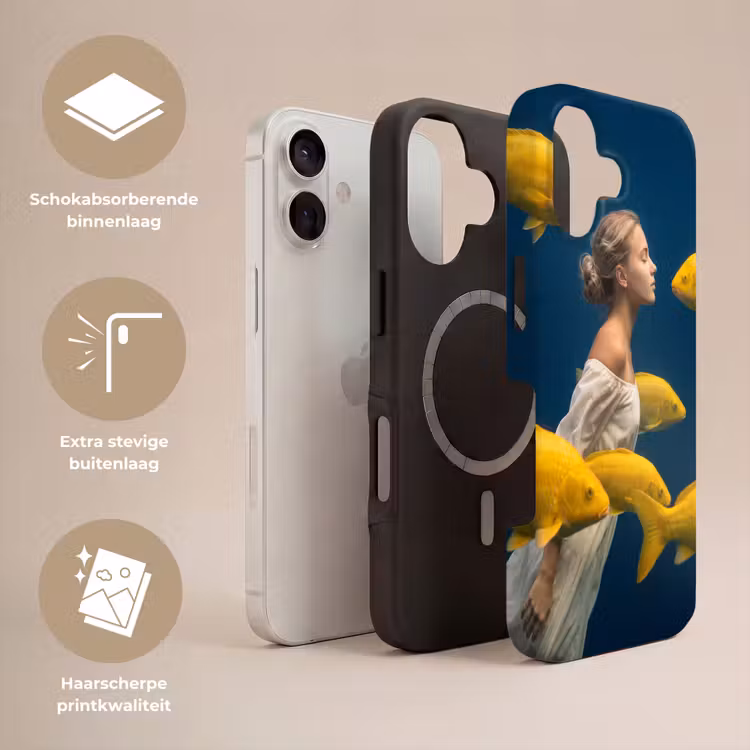 Vrouw - Vis - Water - Natuur - Geel Toughcase MagSafe Apple iPhone 17 klein -USP_Lagen_NL