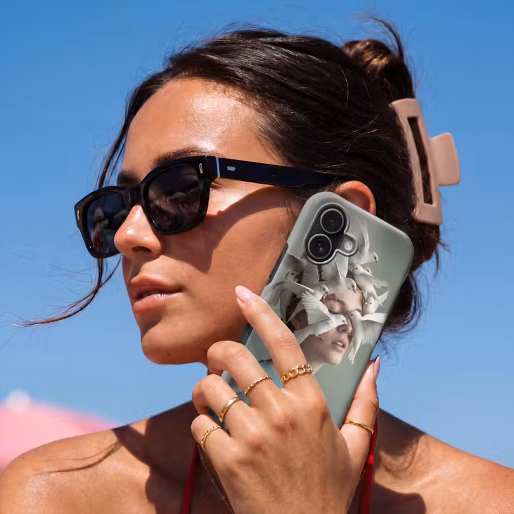Vrouw - Vogels - Abstract - Modern - Wit Toughcase MagSafe Apple iPhone 17 klein -Sfeer2V