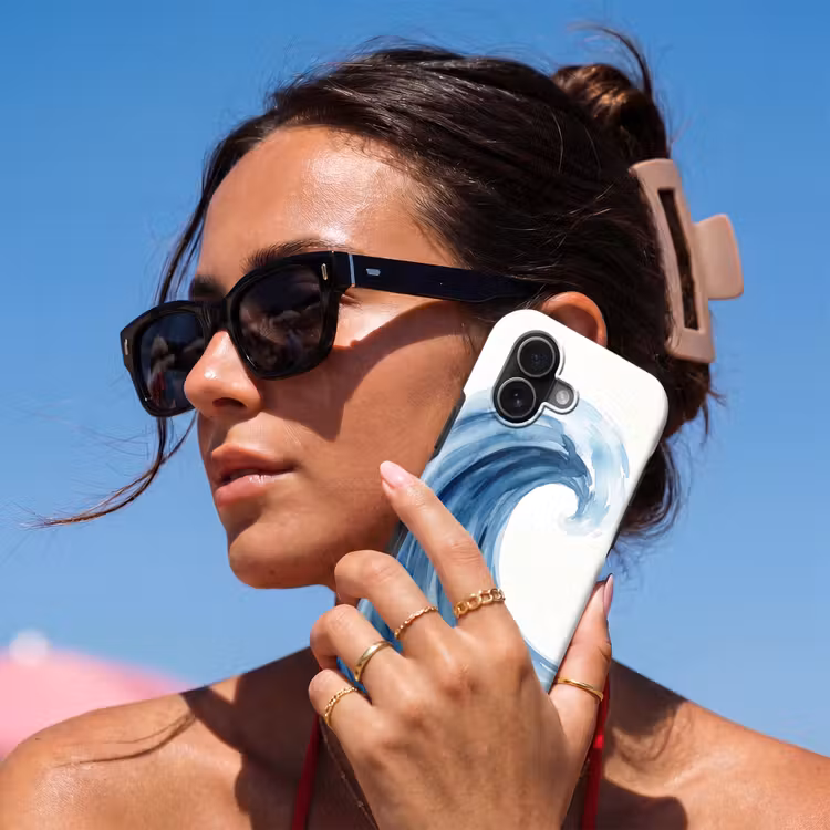 Water - Beweging - Natuur - Modern - Blauw Toughcase MagSafe Apple iPhone 17 klein -Sfeer2V