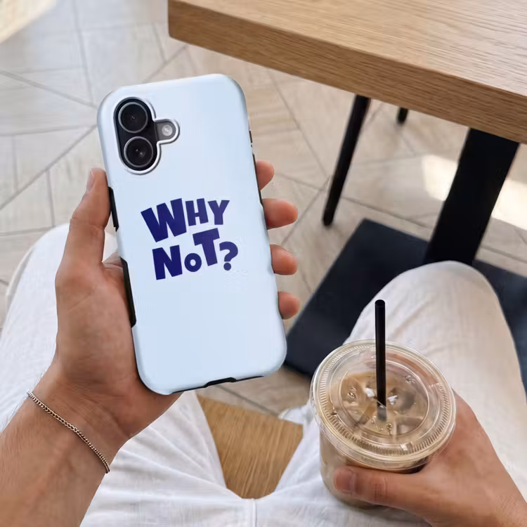 Why not - Blauw - Licht blauw - Quote Toughcase MagSafe Apple iPhone 17 klein -Sfeer1M
