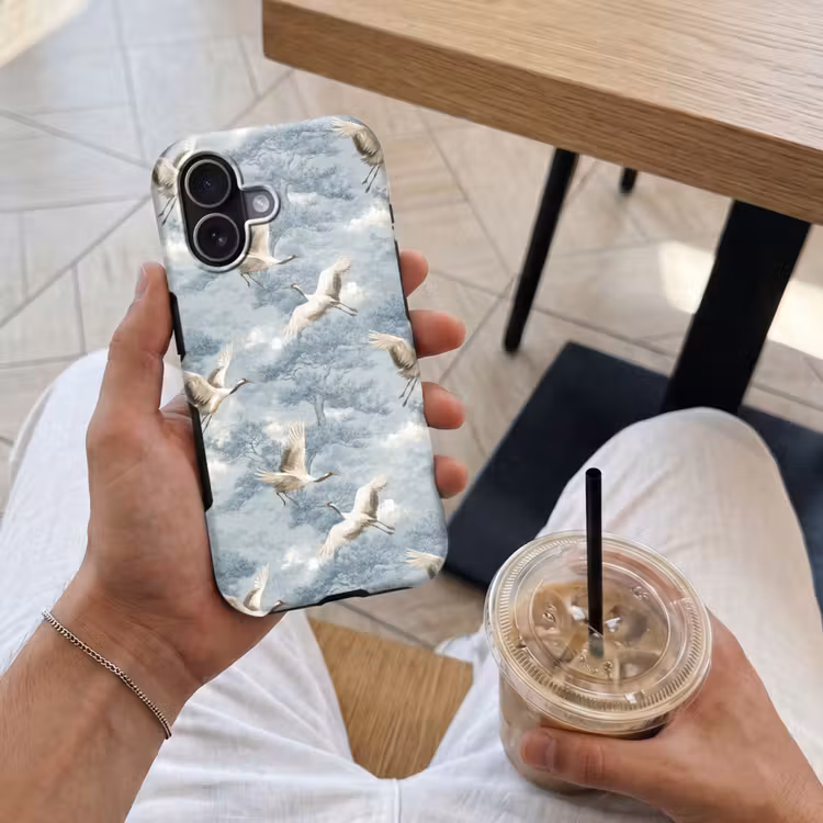 Wolken - Kraanvogels - Blauw Toughcase MagSafe Apple iPhone 17 klein 1017 -Sfeer1M