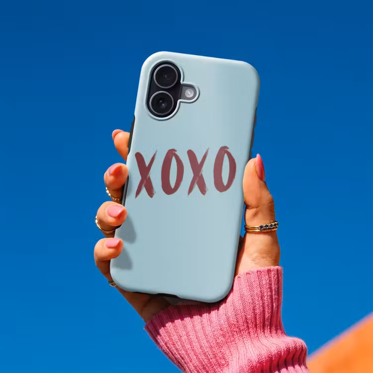 XOXO - Blauw - Rood Toughcase MagSafe Apple iPhone 17 klein -Sfeer1V