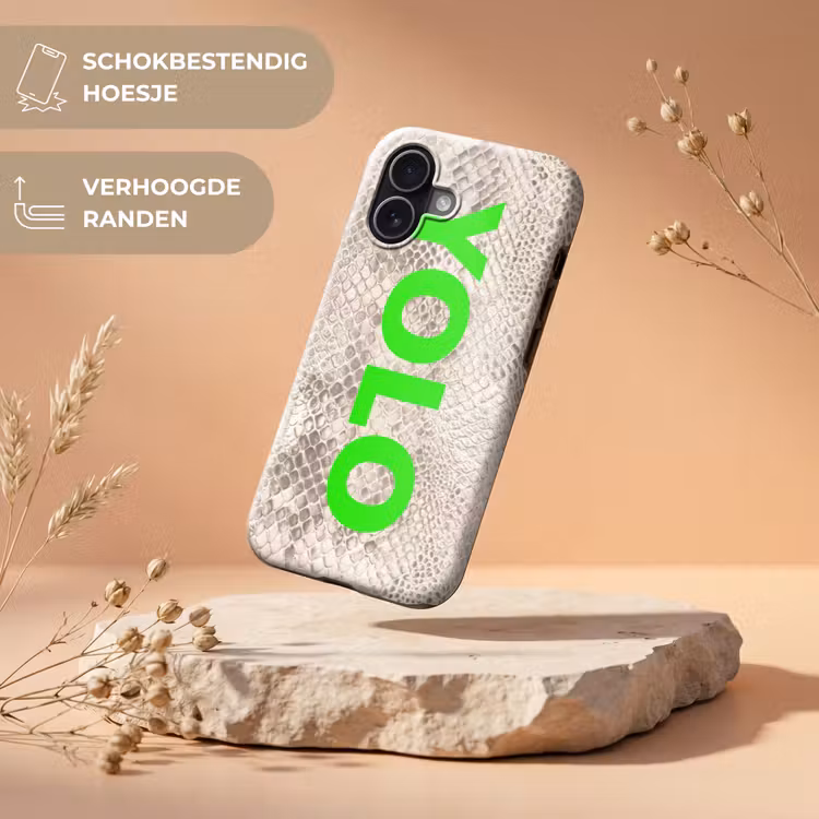 YOLO - Groen - Neon - Slangenprnt Toughcase MagSafe Apple iPhone 17 klein -USP_RandenV_NL