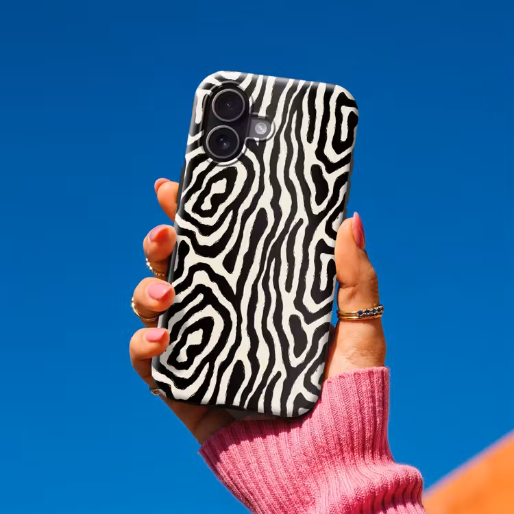 Zebra - Abstract - Zwart Toughcase MagSafe Apple iPhone 17 klein 1017 -Sfeer1V