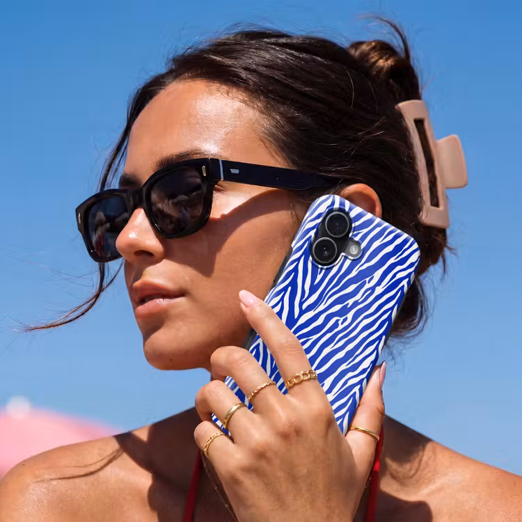 Zebra - Patroon - Kobalt - Blauw Toughcase MagSafe Apple iPhone 17 klein 1017 -Sfeer2V