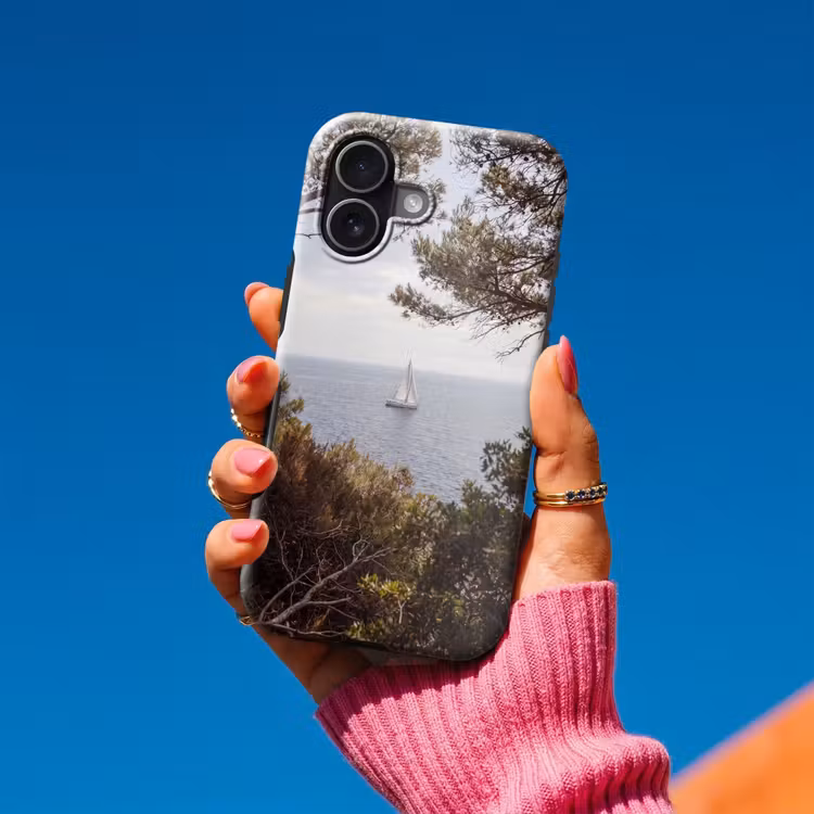 Telefoonhoesje Toughcase - Zeilboot - bomen - water - Zeilboot - bomen - water Toughcase MagSafe Apple iPhone 17 klein