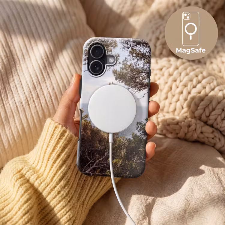 Telefoonhoesje Toughcase - Zeilboot - bomen - water - Zeilboot - bomen - water Toughcase MagSafe Apple iPhone 17 klein