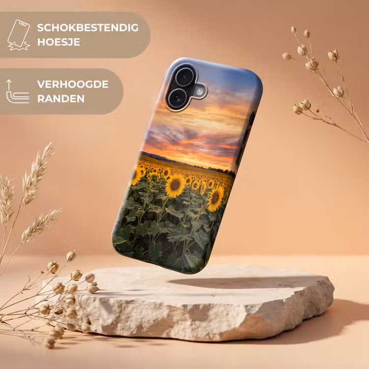 Zonnebloemen - Heuvellandschap - Geel Toughcase MagSafe Apple iPhone 17 klein -USP_RandenV_NL