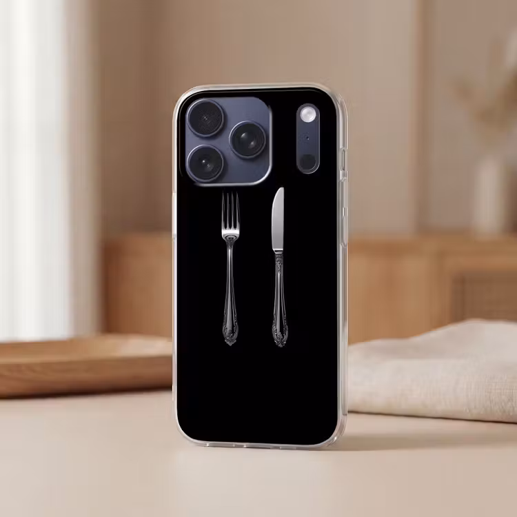 Vork - Mes - Zilver Telefoonhoesje iPhone 17 Pro klein -sfeer2