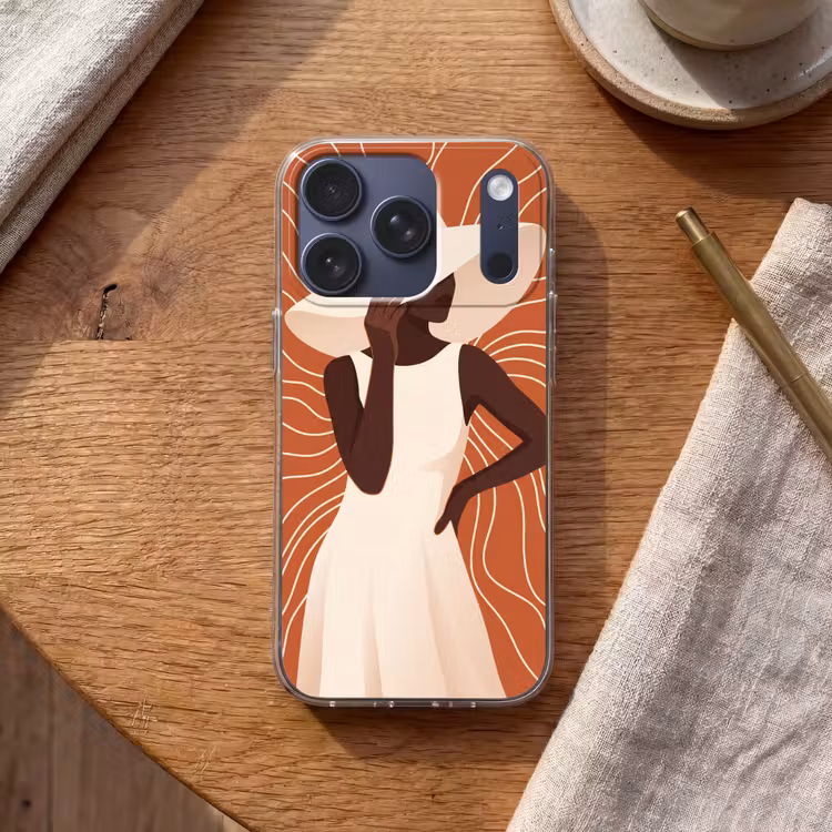 Vrouw - Hoed - Portret - Modern - Beige Telefoonhoesje iPhone 17 Pro klein -sfeer1