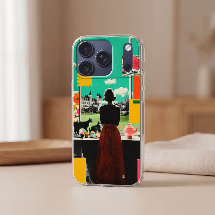 Vrouw - Keuken - Katten - Doorkijk Telefoonhoesje iPhone 17 Pro klein -sfeer2
