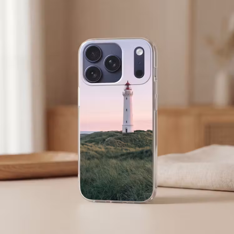 Vuurtoren - Duinlandschap - Zee Telefoonhoesje iPhone 17 Pro klein -sfeer2