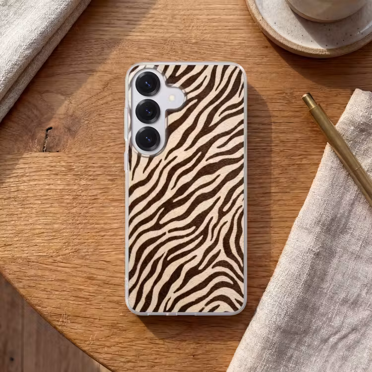 Zebra - Strepen - Bruin Telefoonhoesje Samsung Galaxy S26 klein -sfeer1