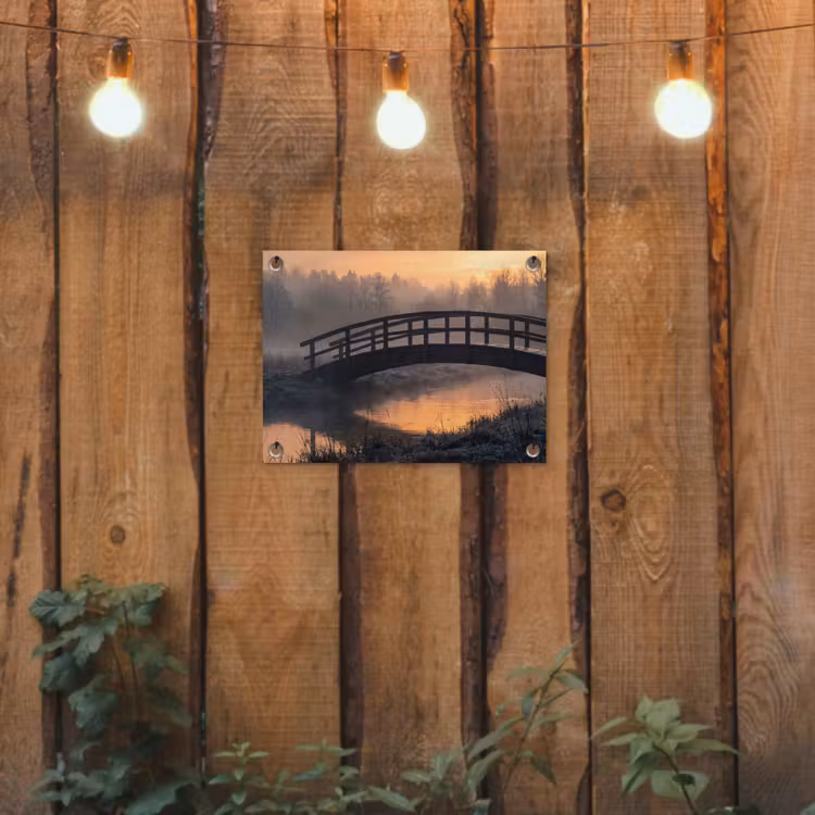 Brug - Mist - Bomen - Water tuinposter los doek klein -sfeer1