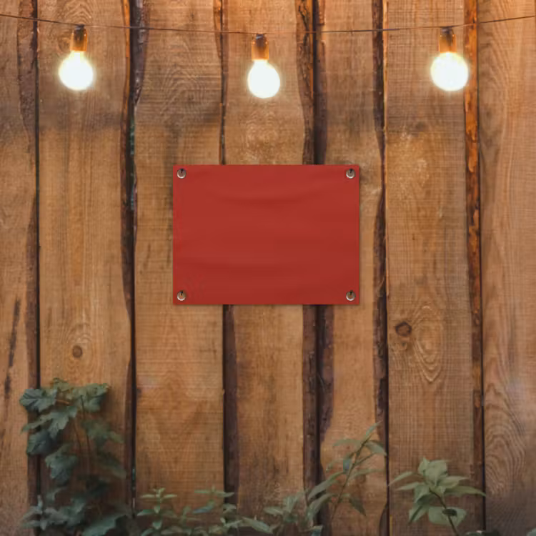 Deep - Crimson - Rood tuinposter los doek klein 239 -sfeer1