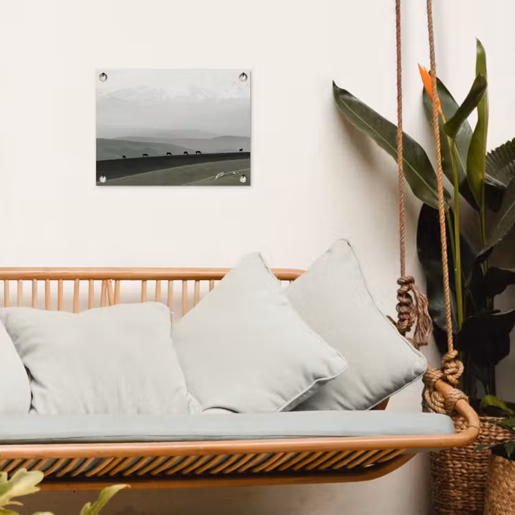 Grijs - Berg - Paarden tuinposter los doek klein -sfeer7