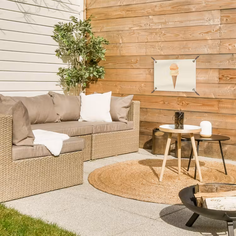 Minimalistisch - Schepijs - Hoorntje - Beige tuinposter los doek klein -sfeer4