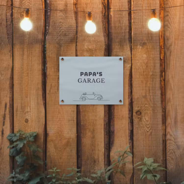 Papa's Garage met auto tuinposter los doek klein -sfeer1