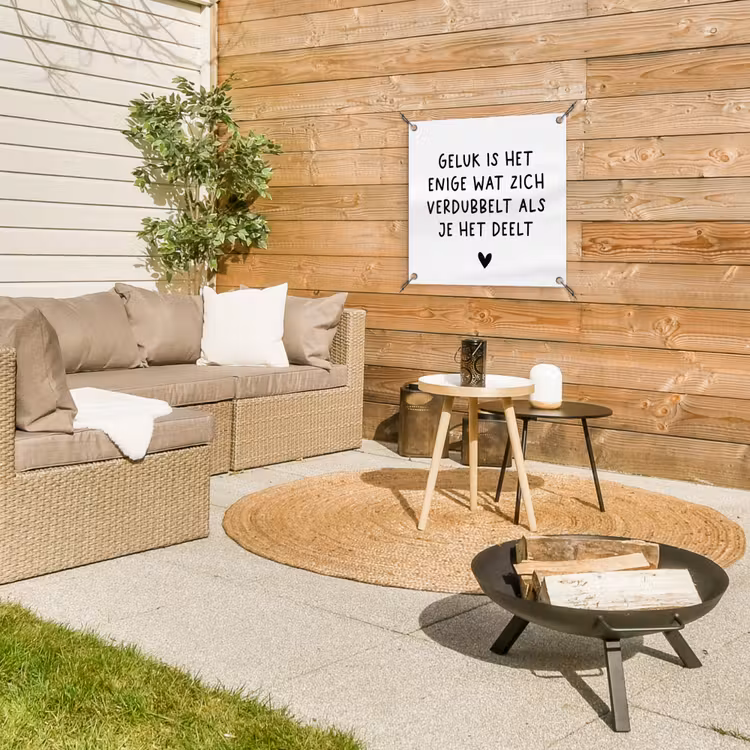 Spreuken - Geluk is het enige wat zich verdubbelt - Quotes tuinposter los doek klein -sfeer4
