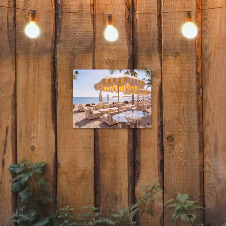Strand - Ligbedden - Vakantie - Modern - Geel tuinposter los doek klein -sfeer1