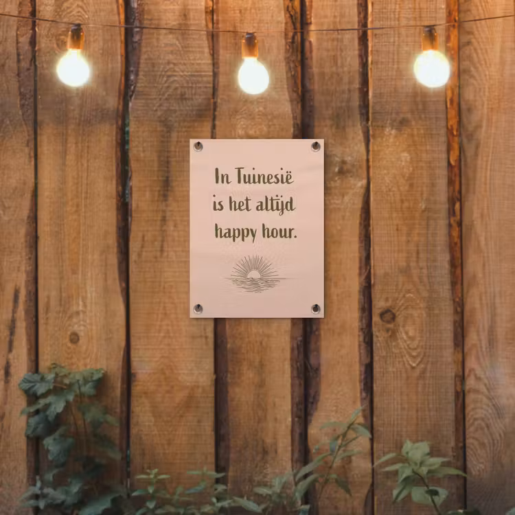 Tuin - Roze - Quote - Zon tuinposter los doek klein -sfeer1