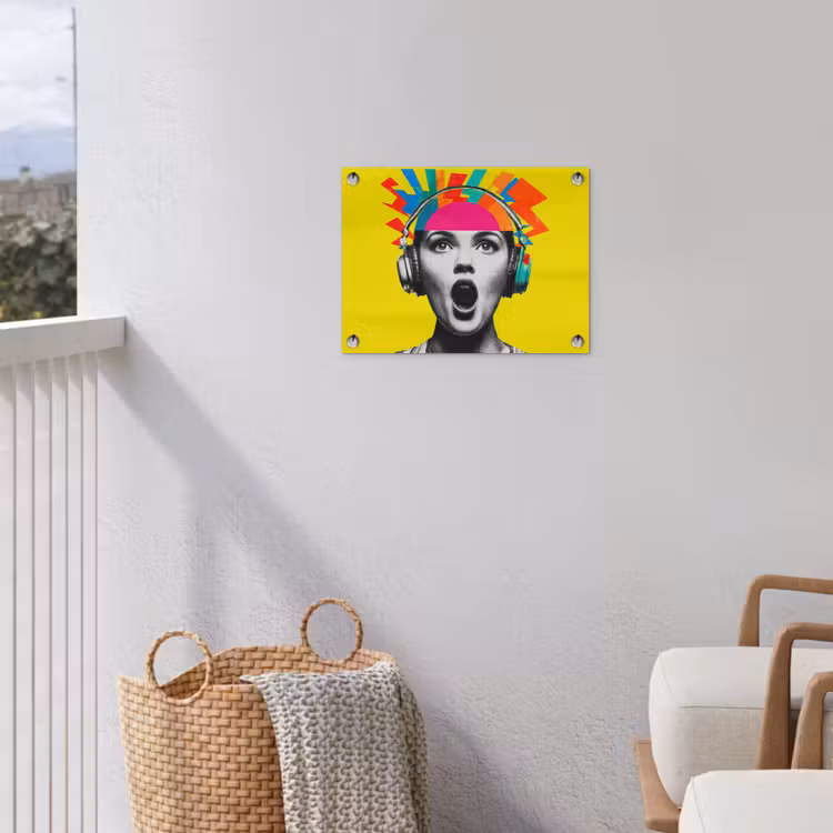 Vrouw - Koptelefoon - Geel tuinposter los doek klein -sfeer8