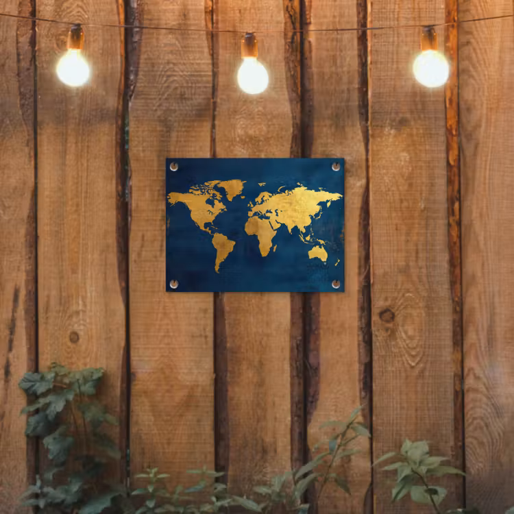 Wereldkaart - Goud - Donkerblauw tuinposter los doek klein -sfeer1