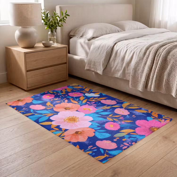Bloemen - Blauw - Roze Vloerkleed Rechthoek klein -atmosphere_sfeer3_global